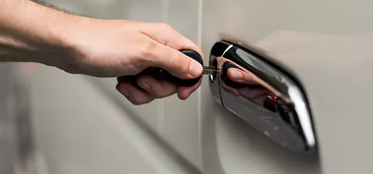 Why Choose Our Auto Locksmith Team in West Pensacola, FL?